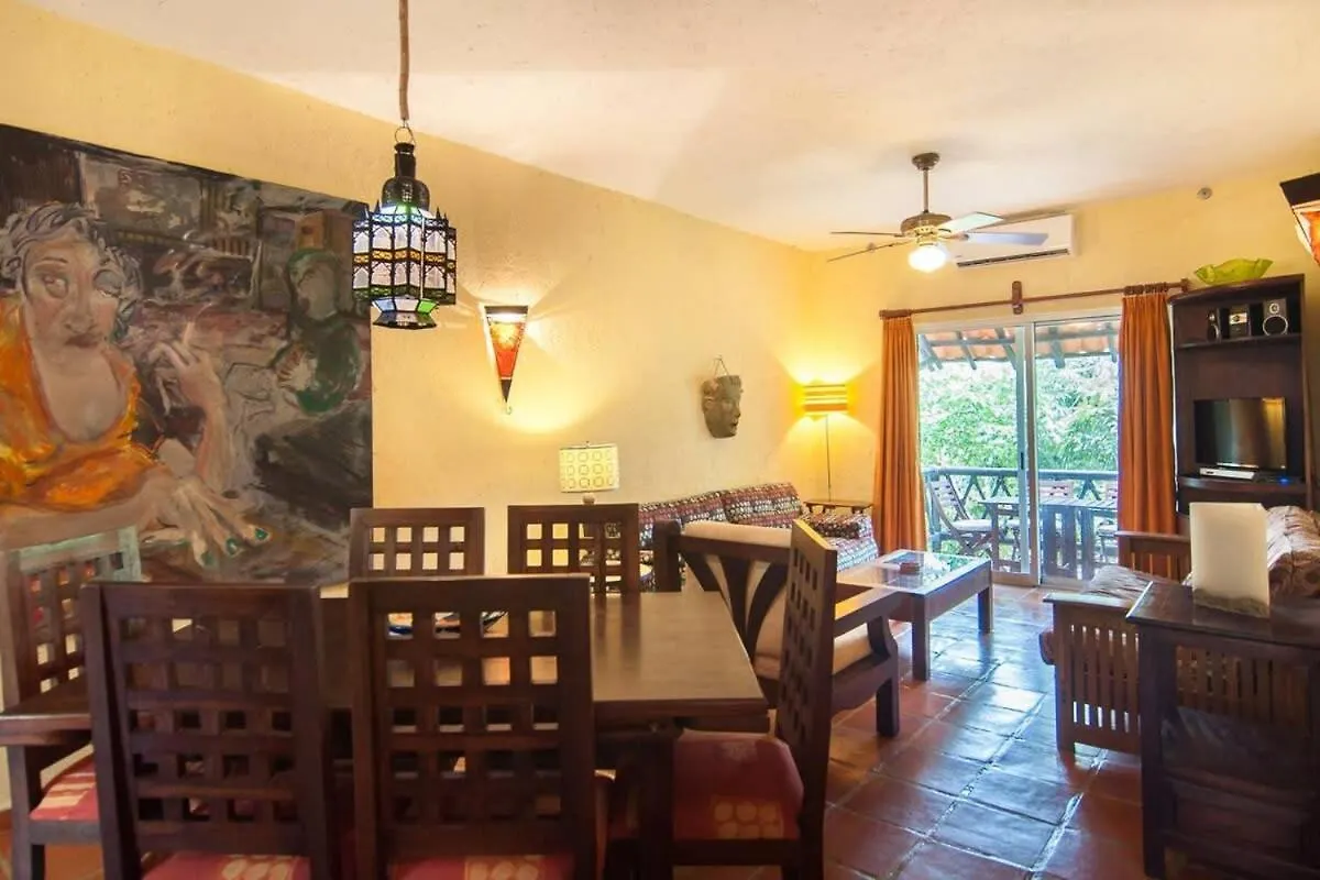 Charming Authentic Mexico-Walk To Beach & 5Th Ave! Playa del Carmen Tatil Evi