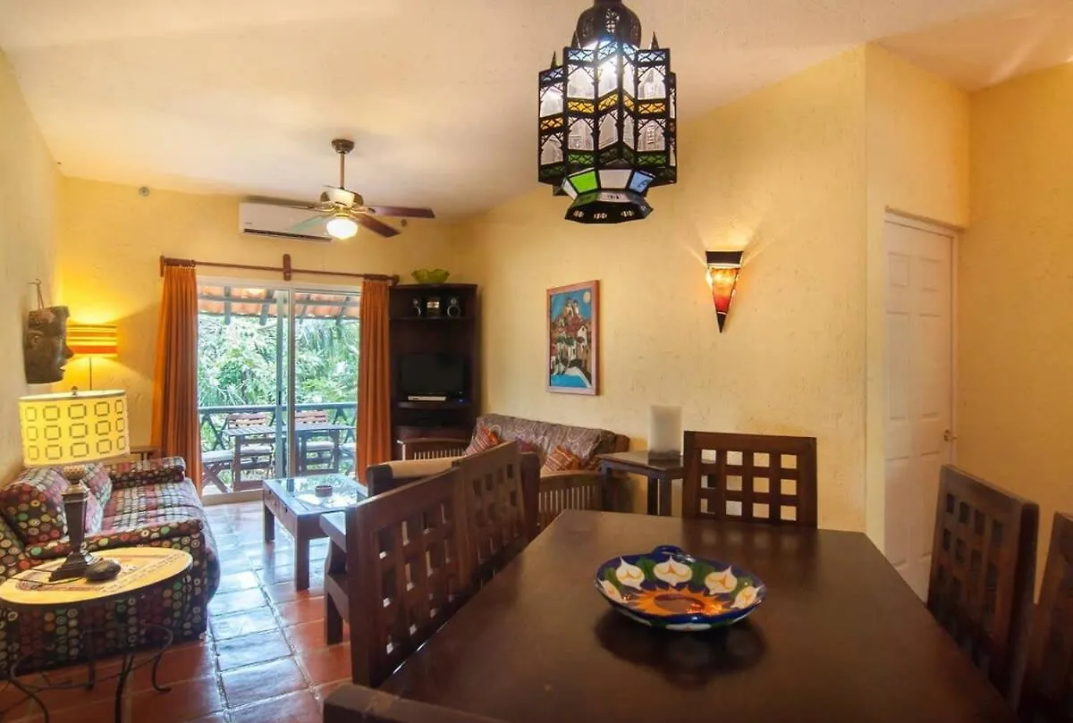 Tatil Evi Charming Authentic Mexico-Walk To Beach & 5Th Ave! Playa del Carmen