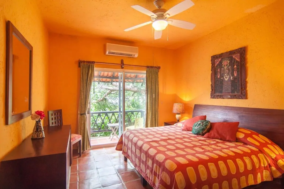 Charming Authentic Mexico-Walk To Beach & 5Th Ave! Playa del Carmen 0*,  Meksika
